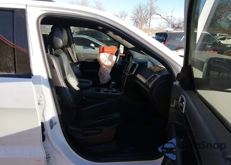 2018 Jeep Grand Cherokee Altitude 4X4 из США, поврежденный, VIN 1C4RJFAG1JC120747